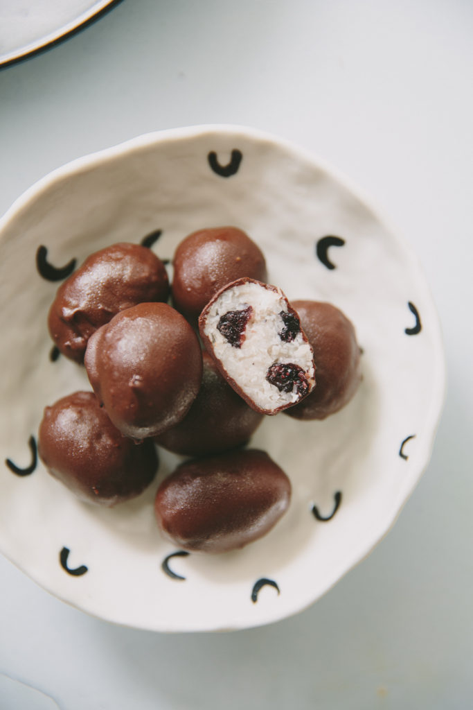 Blueberry + coconut chocolate eggs | My Darling Lemon Thyme